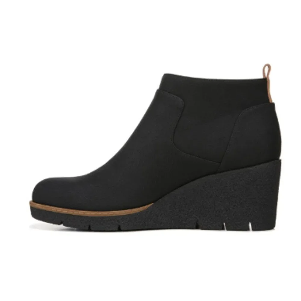 Dr. Scholls step out